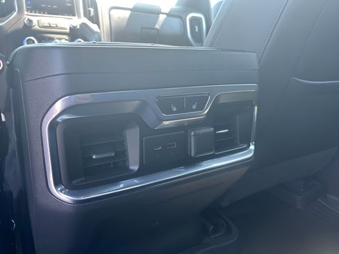 Used 2020 GMC Sierra 1500 AT4 w/ AT4 Premium Package AWD/4WD image 25