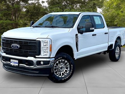 Certified 2023 Ford F350 XL w/ 360-Degree Camera Package image 3