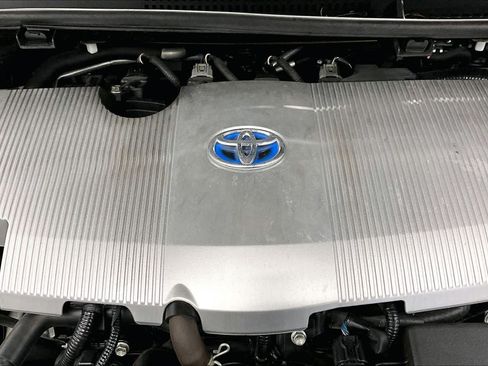 Used 2018 Toyota Prius Prime Advanced FWD image 31