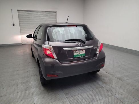 Used 2014 Toyota Yaris L FWD image 6