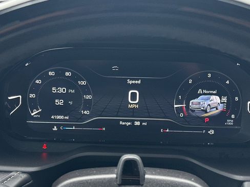 Used 2023 GMC Yukon Denali Ultimate image 23