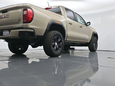 Used 2023 GMC Canyon Elevation image 48