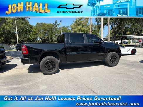 Used 2022 RAM 1500 Laramie w/ Sport Appearance Package AWD/4WD image 8