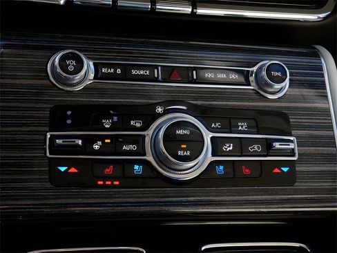 Certified 2023 Lincoln Aviator Black Label w/ Class IV Trailer Tow Package image 22