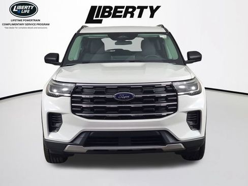 Used 2026 Ford Explorer Active AWD/4WD image 9