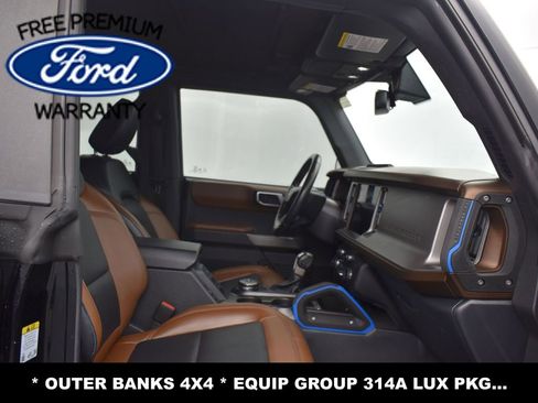 Used 2022 Ford Bronco Outer Banks image 14