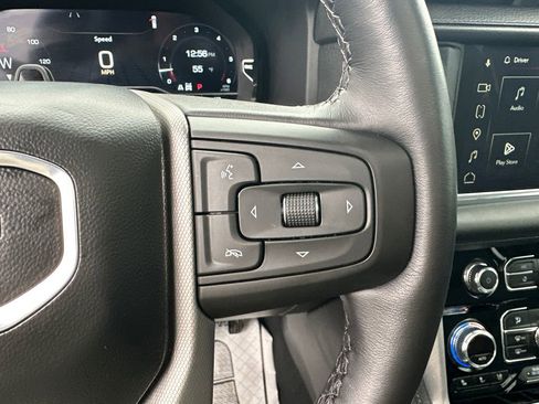 Used 2024 GMC Yukon Denali w/ Denali Reserve Package image 26