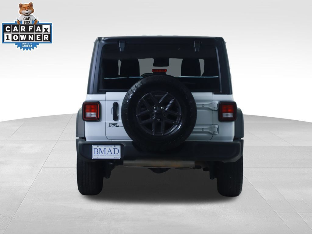 Used 2025 Jeep Wrangler Unlimited Sport AWD/4WD image 10