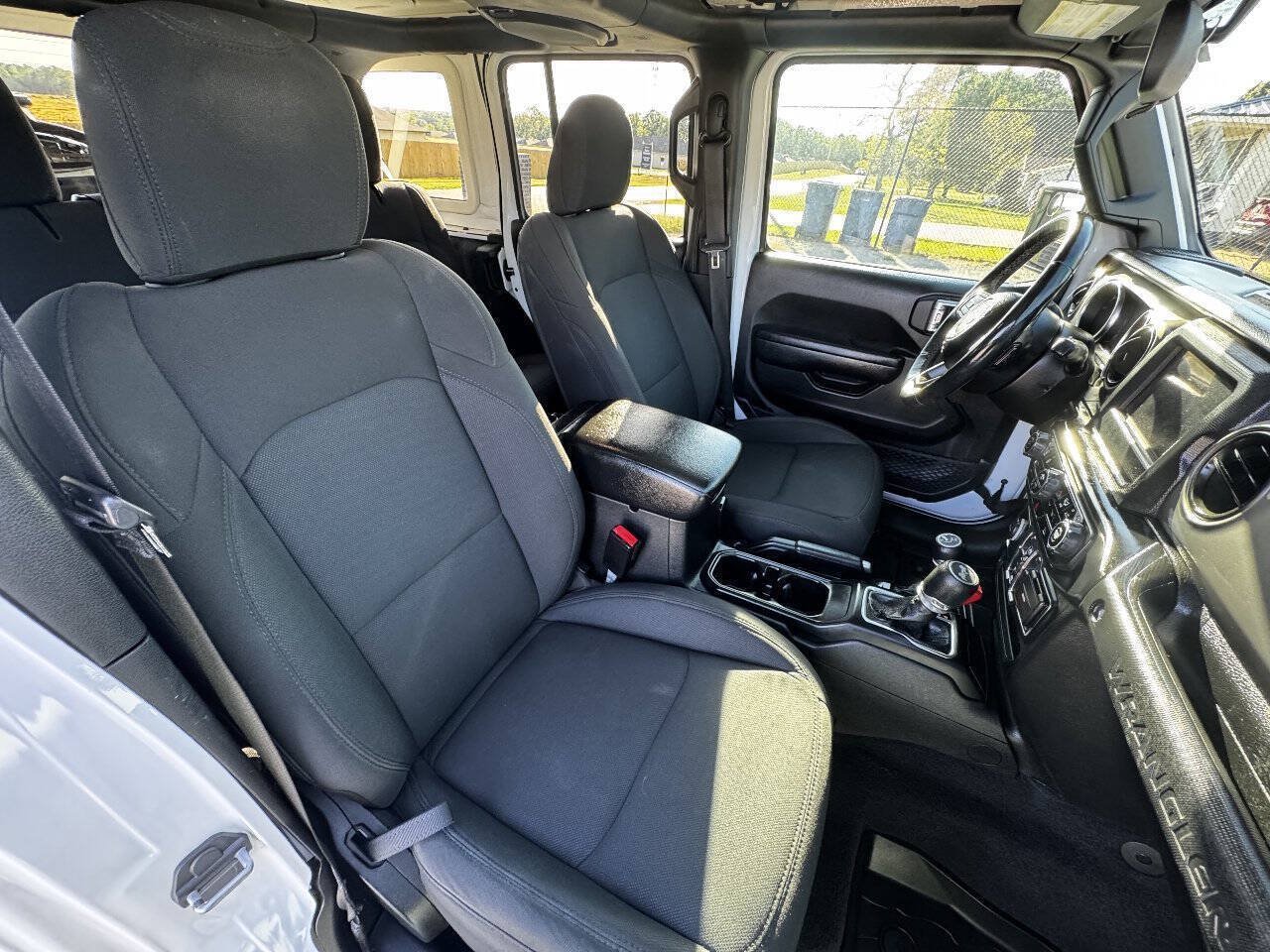 Used 2021 Jeep Wrangler Unlimited Sport AWD/4WD image 11