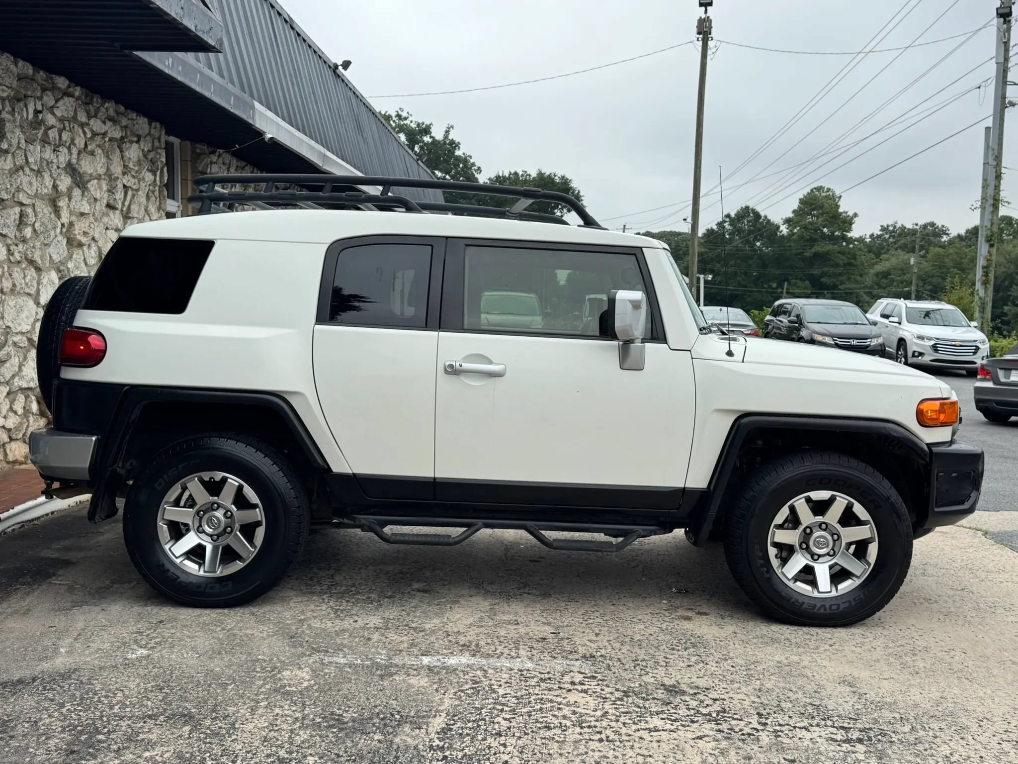 Used 2014 Toyota FJ Cruiser 4WD w/ Upgrade Package image 8