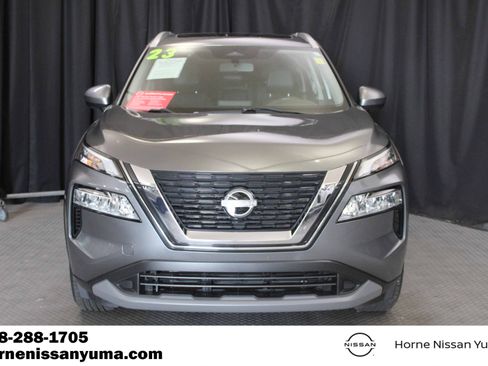 Certified 2023 Nissan Rogue SV w/ SV Premium B Package FWD image 2