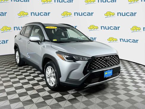 Used 2022 Toyota Corolla Cross LE w/ Moonroof Package AWD/4WD image 1