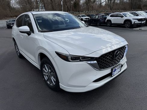 New 2025 MAZDA CX-5 AWD 2.5 S w/ Preferred Package image 3