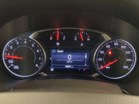 Used 2024 GMC Terrain SLE AWD/4WD image 23