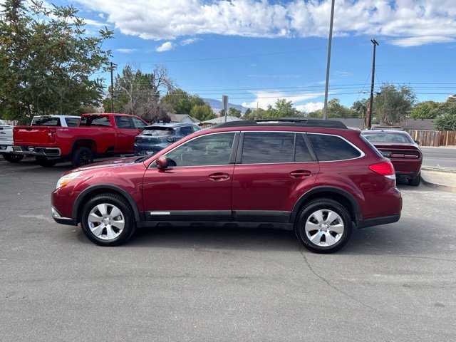 Used 2011 Subaru Outback 3.6R Limited AWD/4WD image 5