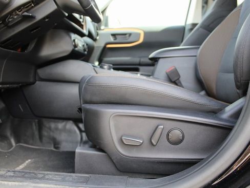 Used 2023 Ford Bronco Sport Badlands image 10