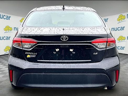 Used 2024 Toyota Corolla LE FWD image 5
