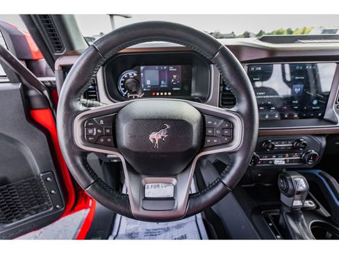 Used 2022 Ford Bronco Outer Banks image 10