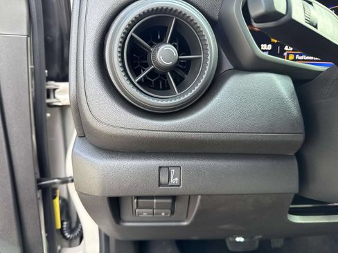 New 2026 Chevrolet Colorado Trail Boss AWD/4WD image 16