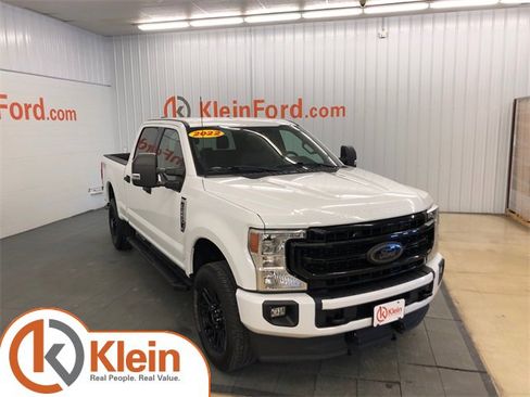 Used 2022 Ford F250 XLT w/ Black Appearance Package image 1