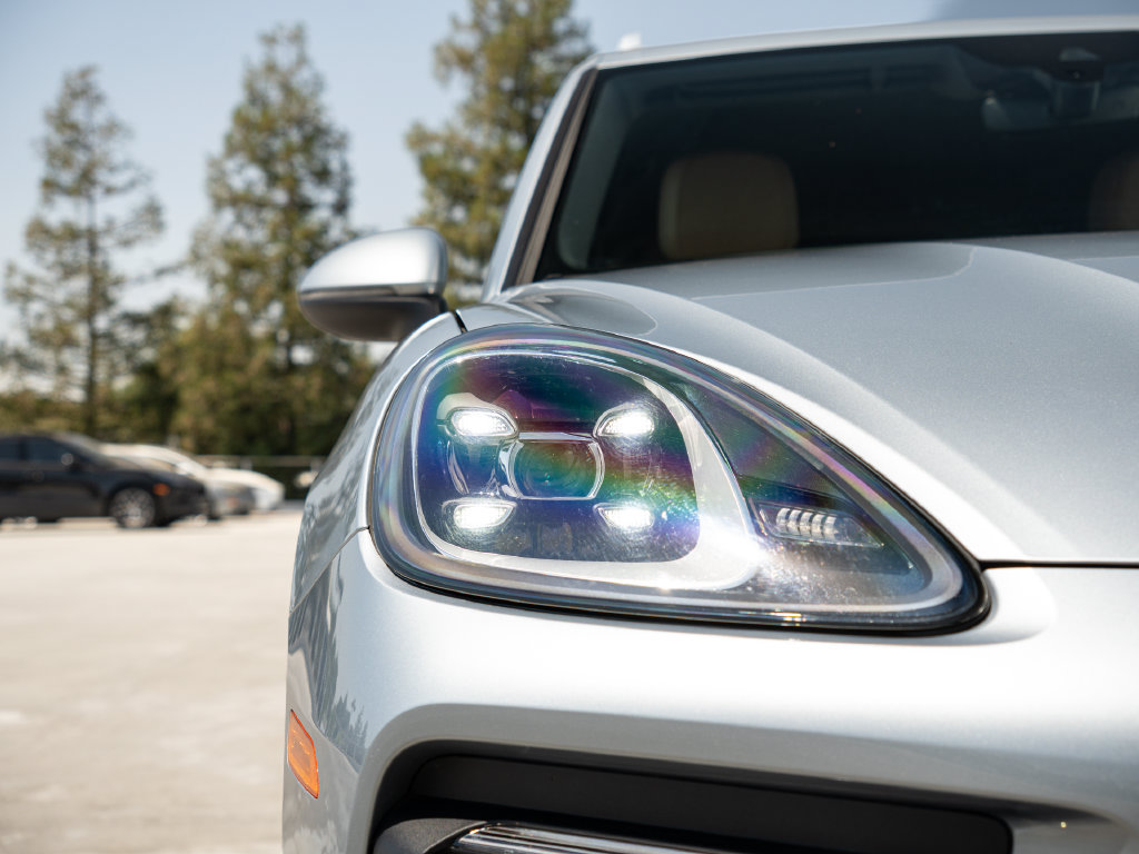 Certified 2021 Porsche Cayenne AWD/4WD image 27