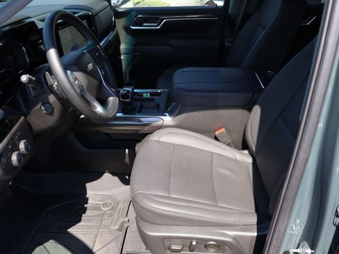 Used 2025 Chevrolet Silverado 1500 LTZ w/ LTZ Convenience Package II image 41