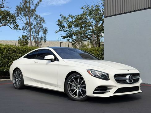 Used 2019 Mercedes-Benz S 560 4MATIC Coupe image 2