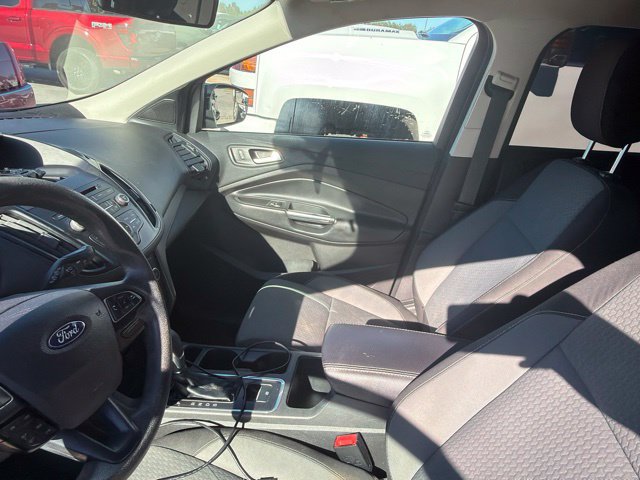 Used 2018 Ford Escape SE FWD image 41