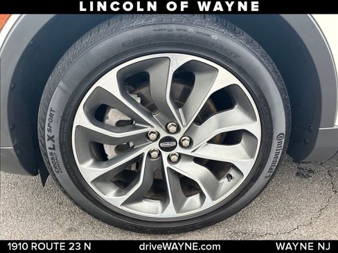 Used 2023 Lincoln Nautilus Reserve w/ Equipment Group 201A AWD/4WD image 27