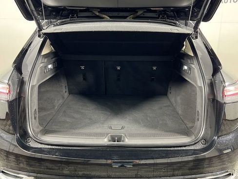 Used 2022 Buick Envision Avenir w/ Technology Package II image 28