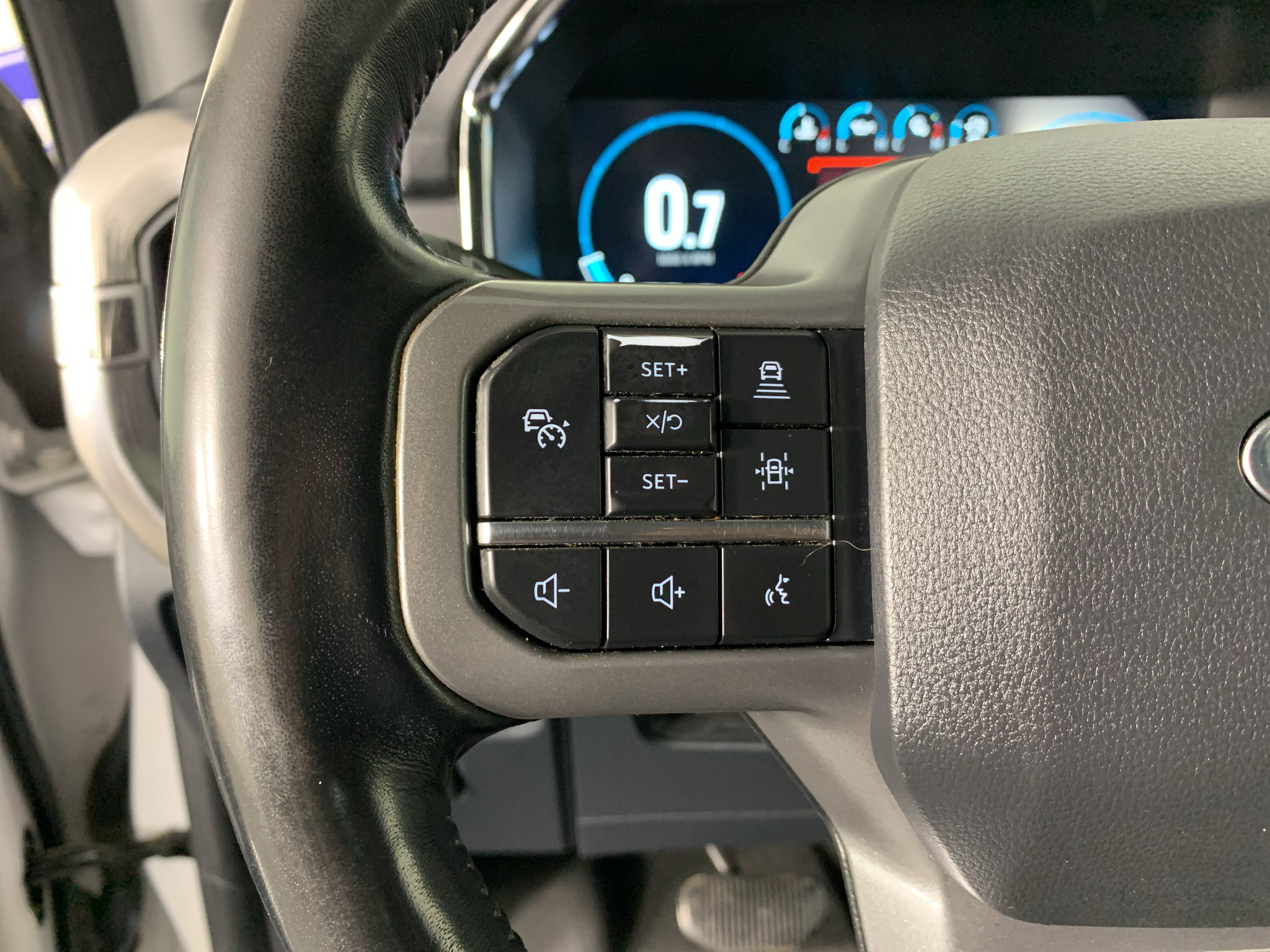 Used 2021 Ford F150 Lariat RWD image 17
