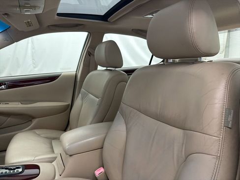 Used 2004 Lexus ES 330 image 13