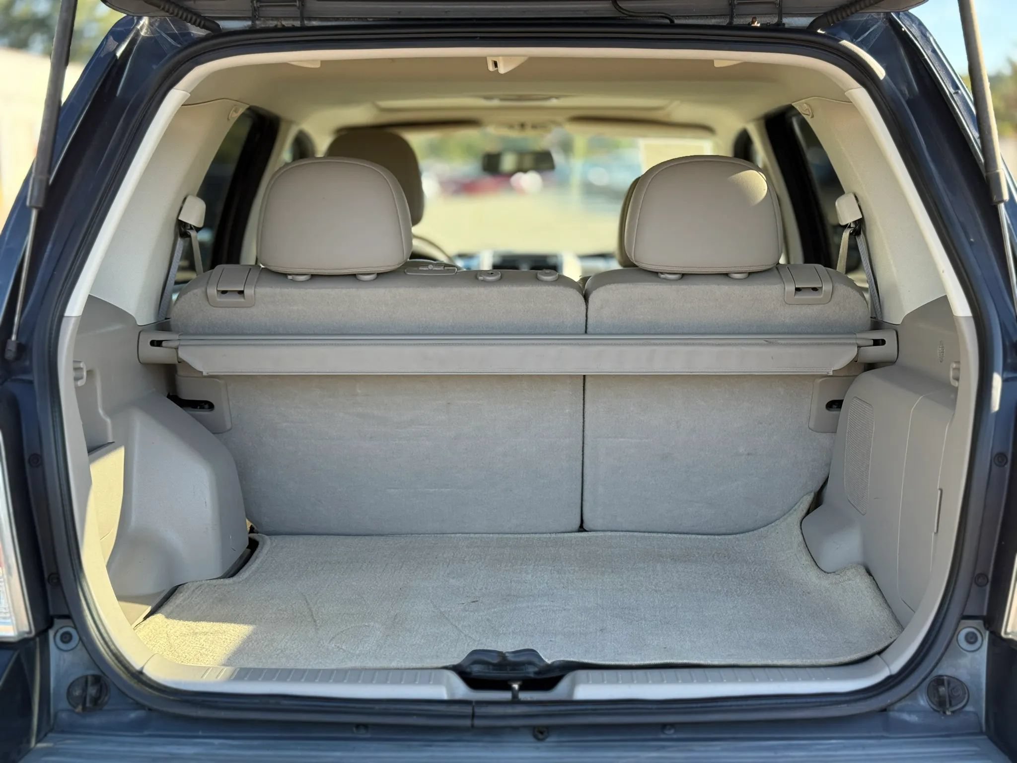 Used 2010 Mercury Mariner Premier FWD image 28