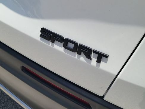 Used 2023 Honda HR-V Sport image 5