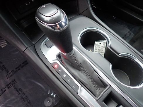 Used 2020 Chevrolet Equinox LT image 25