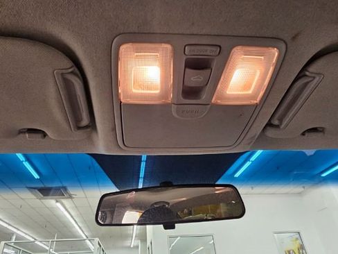 Used 2015 Hyundai Elantra SE w/ Option Group 03 image 24