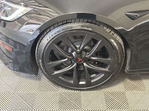 Used 2023 Tesla Model S Standard Range image 12