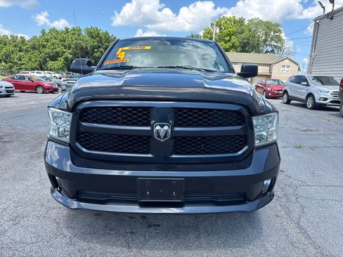 Used 2014 RAM 1500 Express AWD/4WD image 3