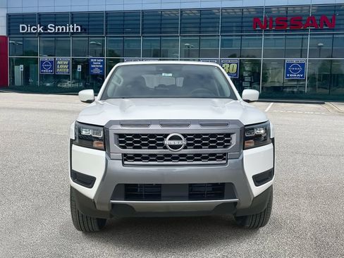 New 2026 Nissan Frontier SV w/ SV Convenience Package image 2