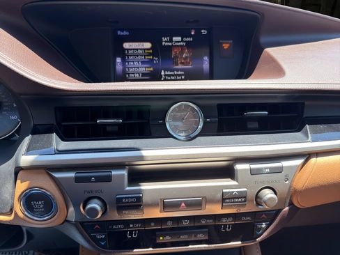 Used 2017 Lexus ES 350 FWD image 24