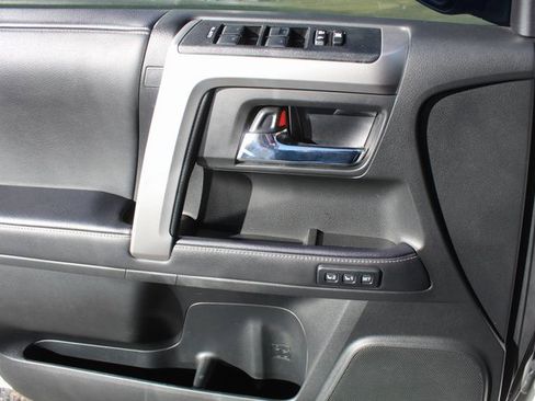 Used 2022 Toyota 4Runner Limited image 37