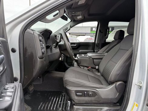 Used 2022 Chevrolet Silverado 1500 Custom w/ Rally Edition AWD/4WD image 9