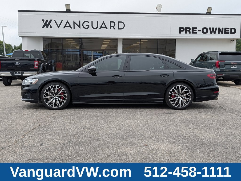 Used 2021 Audi S8 L w/ S8 Executive Package AWD/4WD image 4