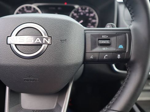 Certified 2025 Nissan Rogue SV AWD/4WD image 21