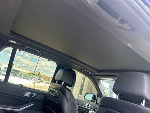 Used 2021 BMW X5 M50i w/ Executive Package AWD/4WD image 15