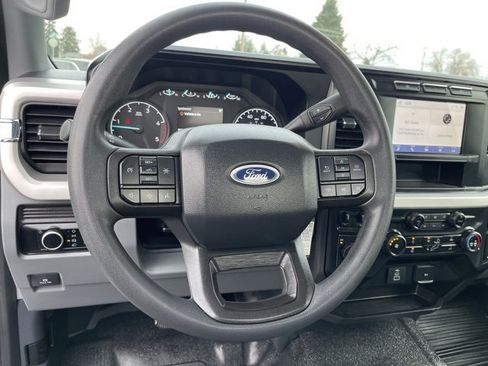 Used 2024 Ford F550 4x4 Regular Cab Super Duty image 15