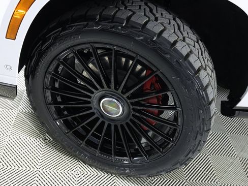 Used 2026 Cadillac Escalade V image 49