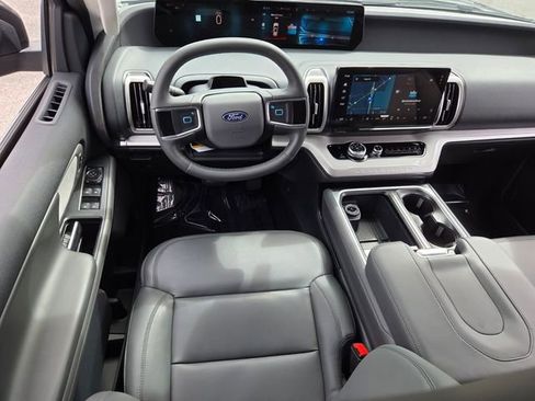 New 2026 Ford Expedition Active RWD image 7