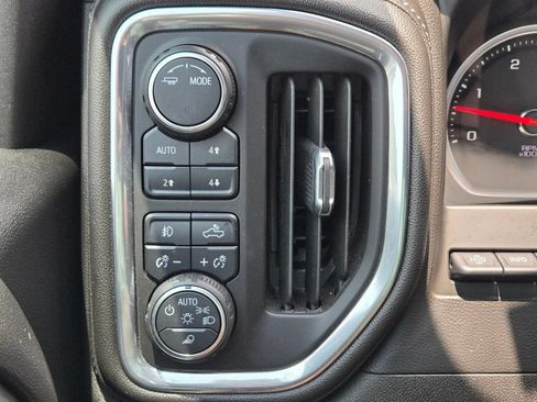 Used 2021 Chevrolet Silverado 3500 High Country w/ Z71 Off-Road Package AWD/4WD image 22
