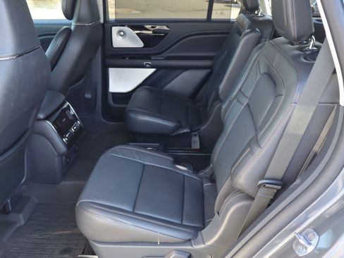 Used 2025 Lincoln Aviator Reserve w/ Equipment Group 201A image 33